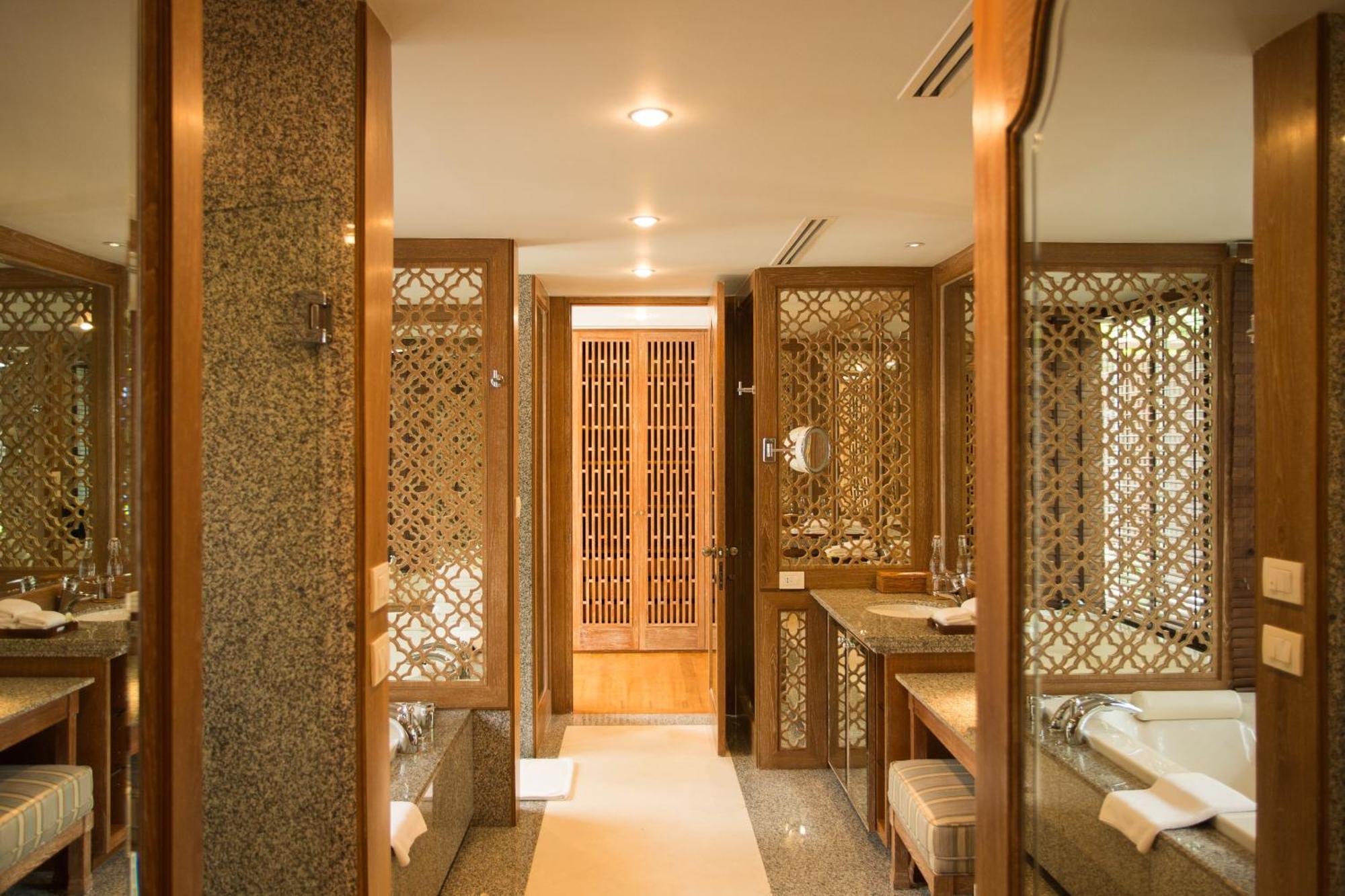 Trisara Villas & Residences Phuket Plage de Naithon Extérieur photo